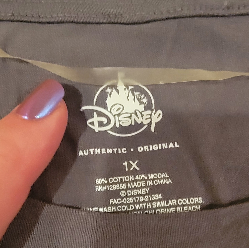 Disney - My Happy Place tee - Sz 1x - Picture 4 of 4